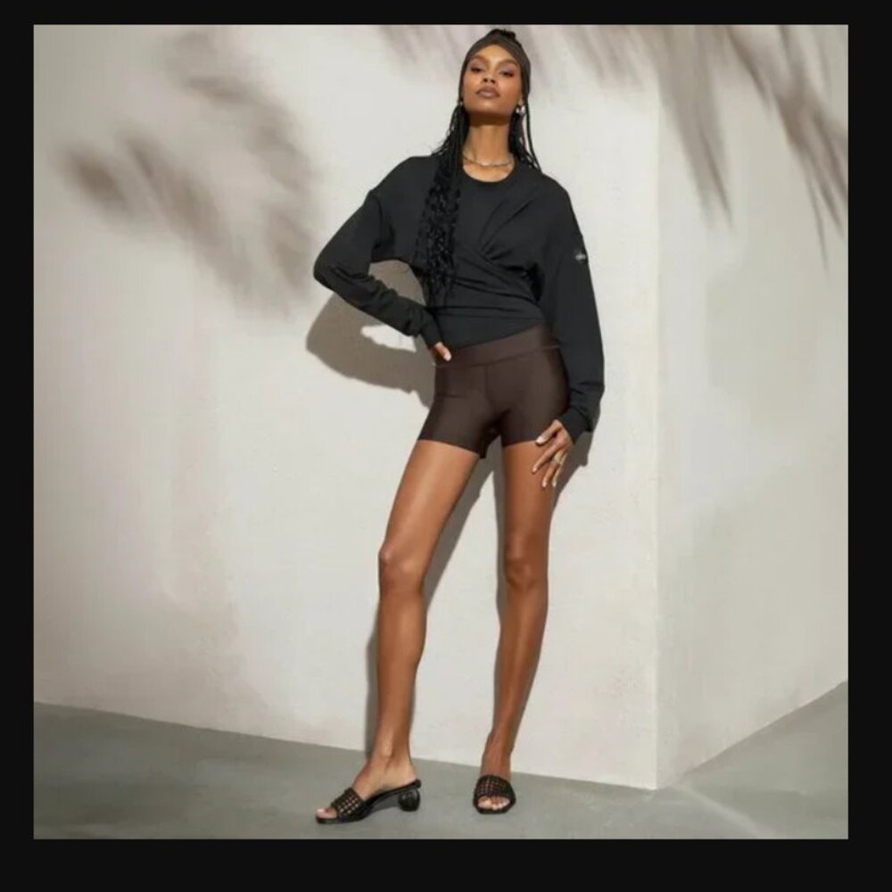 Alo Yoga Black Dreamy Wrap Pullover | XS